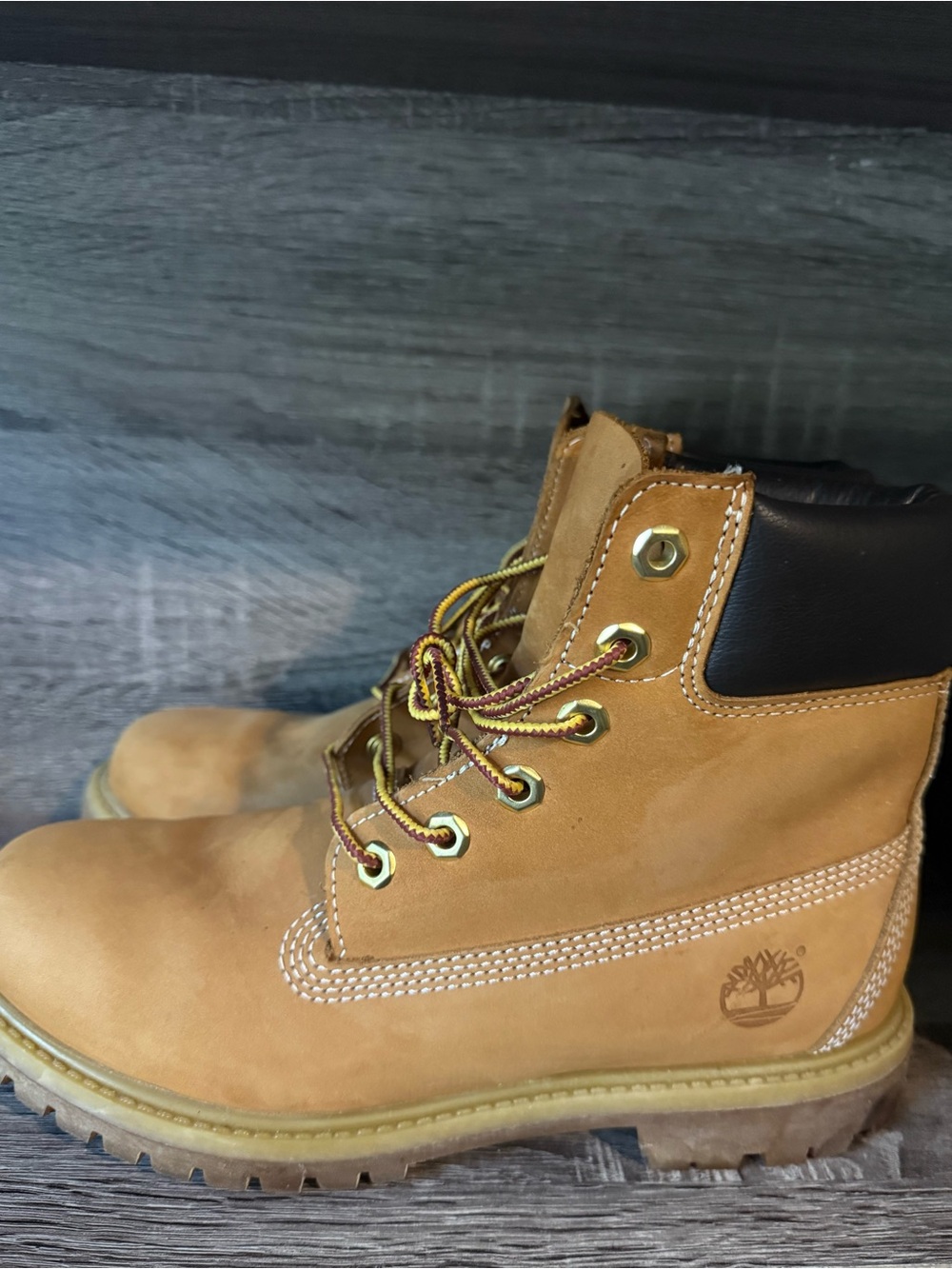 Timberland Wheat/Tan Nubuck Lace-Up Women's Boots